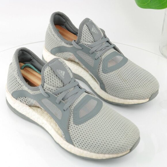 Adidas Womens Boost Running Shoe Size 8 All Terrain Sneaker Gray Stretch Knit - Picture 2 of 12